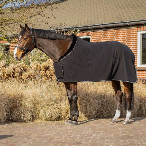QHP Salerno polár leszárító lótakaró fekete 135 cm